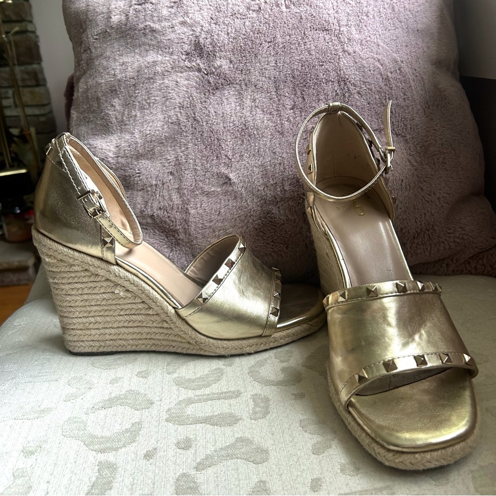 Gold Metallic Studded Wedge Espradrille Sandals 10